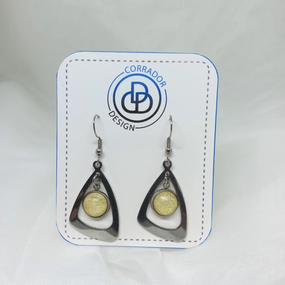 Nemesacél háromszög akasztós fülbevaló - Sárga